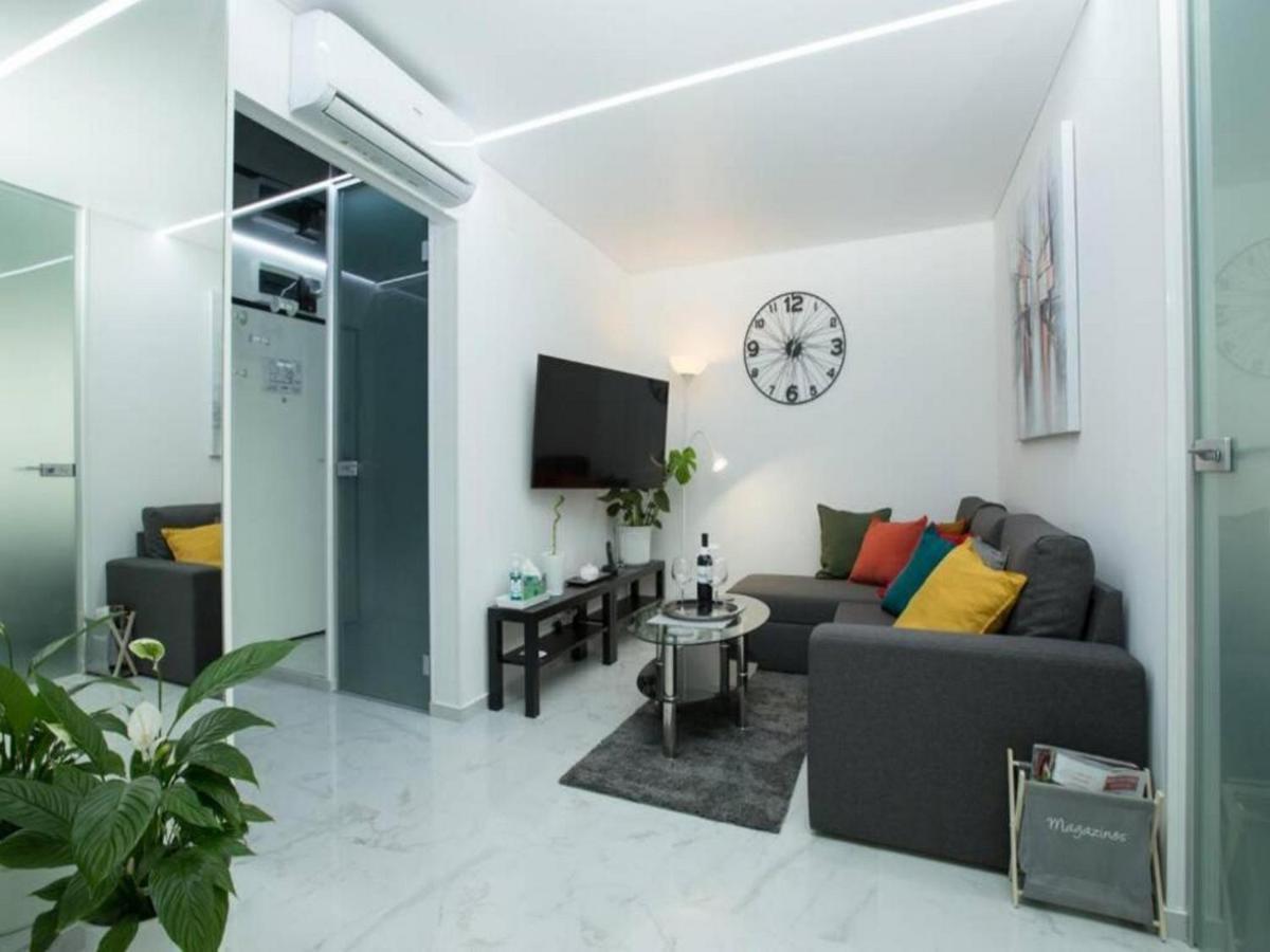 Ferienwohnung Modern & Luxury Apt Zagreb Airport W/ Free Wifi Velika Gorica Exterior foto